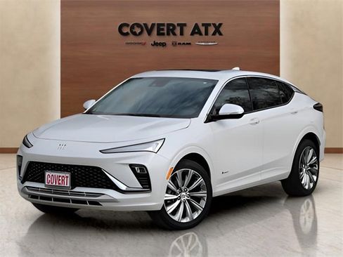 Used 2024 Buick Envista Avenir image 1