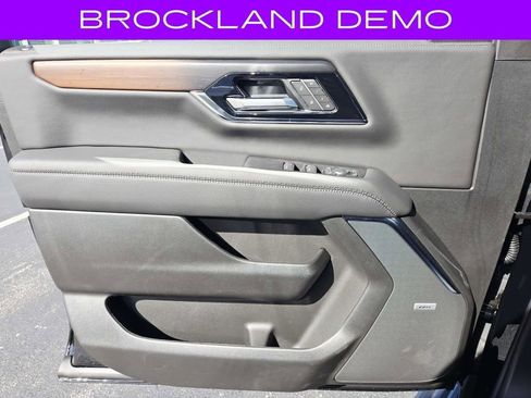 New 2026 GMC Yukon Denali AWD/4WD image 34