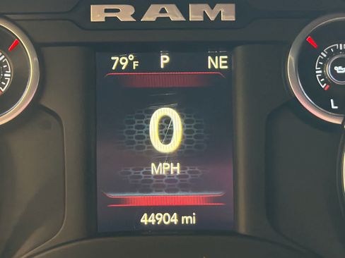 Used 2021 RAM 1500 Big Horn RWD image 37