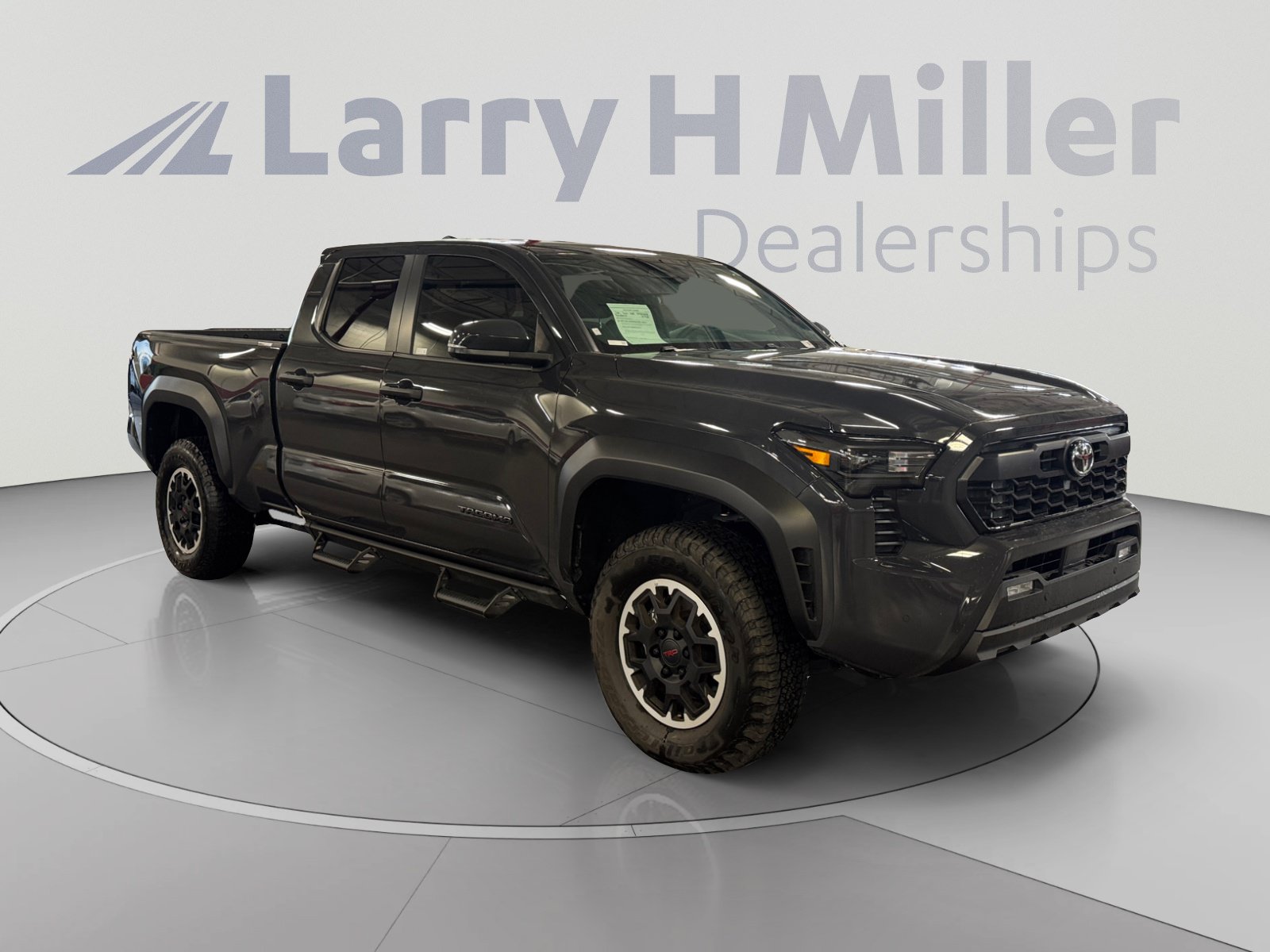 Certified 2026 Toyota Tacoma TRD Off-Road w/ TRD Off Road Upgrade Package AWD/4WD image 7