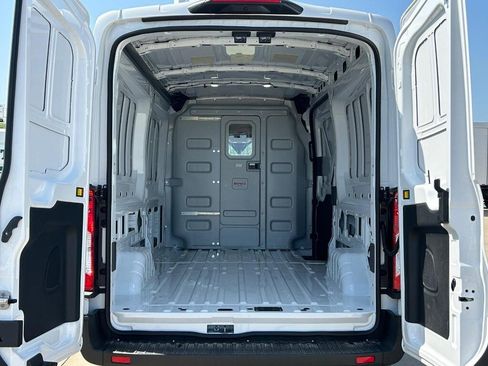 New 2025 Ford Transit 250 148 Medium Roof RWD image 14