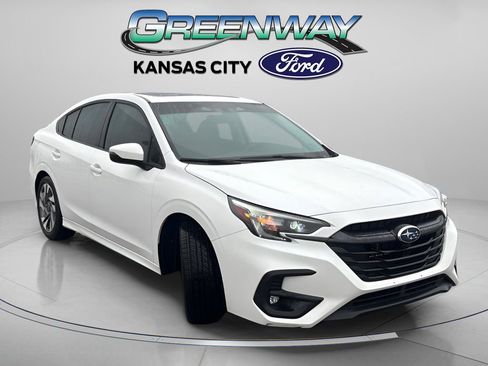 Used 2025 Subaru Legacy Limited AWD/4WD image 8