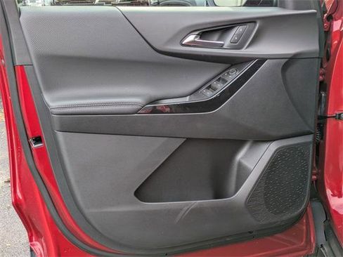 New 2026 Chevrolet Equinox LT image 12