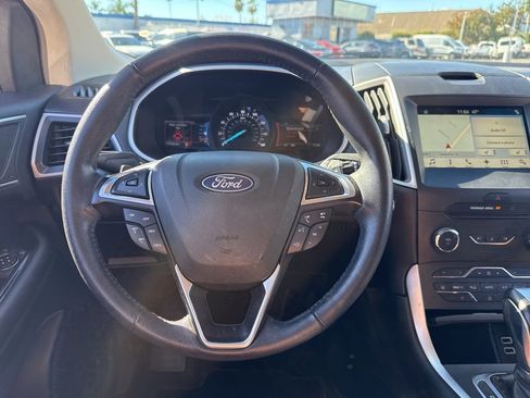 Used 2018 Ford Edge SEL w/ Equipment Group 201A image 9