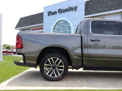 Used 2026 RAM 1500 Limited AWD/4WD image 43