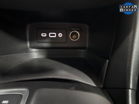 Used 2020 Chevrolet Equinox LT image 18