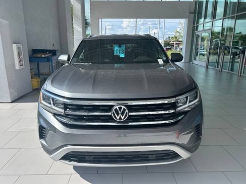 Certified 2023 Volkswagen Atlas Cross Sport SE w/ Black Wheel Package FWD image 2