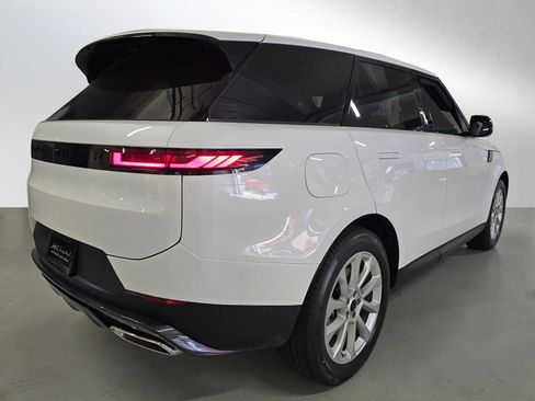 New 2026 Land Rover Range Rover Sport SE AWD/4WD image 5