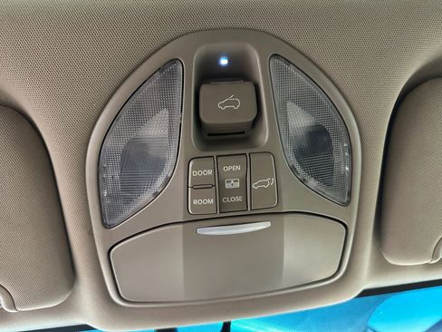 Used 2016 Hyundai Santa Fe Limited w/ Option Group 04 FWD image 35
