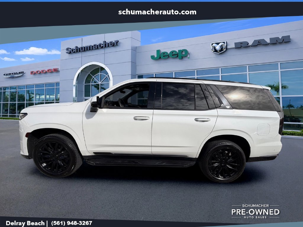 Used 2021 Cadillac Escalade Premium Luxury RWD image 4