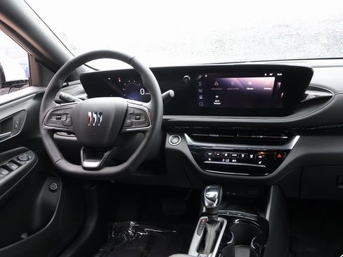 Used 2025 Buick Envista Avenir image 14