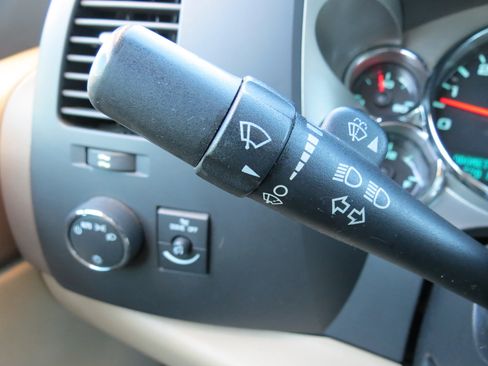 Used 2012 Chevrolet Silverado 1500 LT image 13