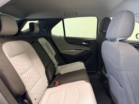 Used 2020 Chevrolet Equinox LS AWD/4WD image 21