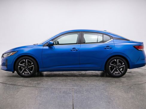 Used 2025 Nissan Sentra SV FWD image 5