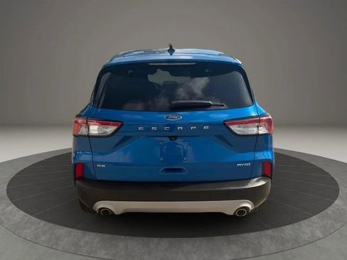 Used 2021 Ford Escape SE w/ Cold Weather Package AWD/4WD image 14
