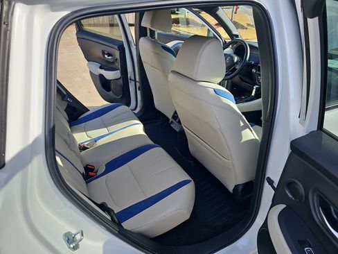 Certified 2025 Acura ADX A-Spec image 11