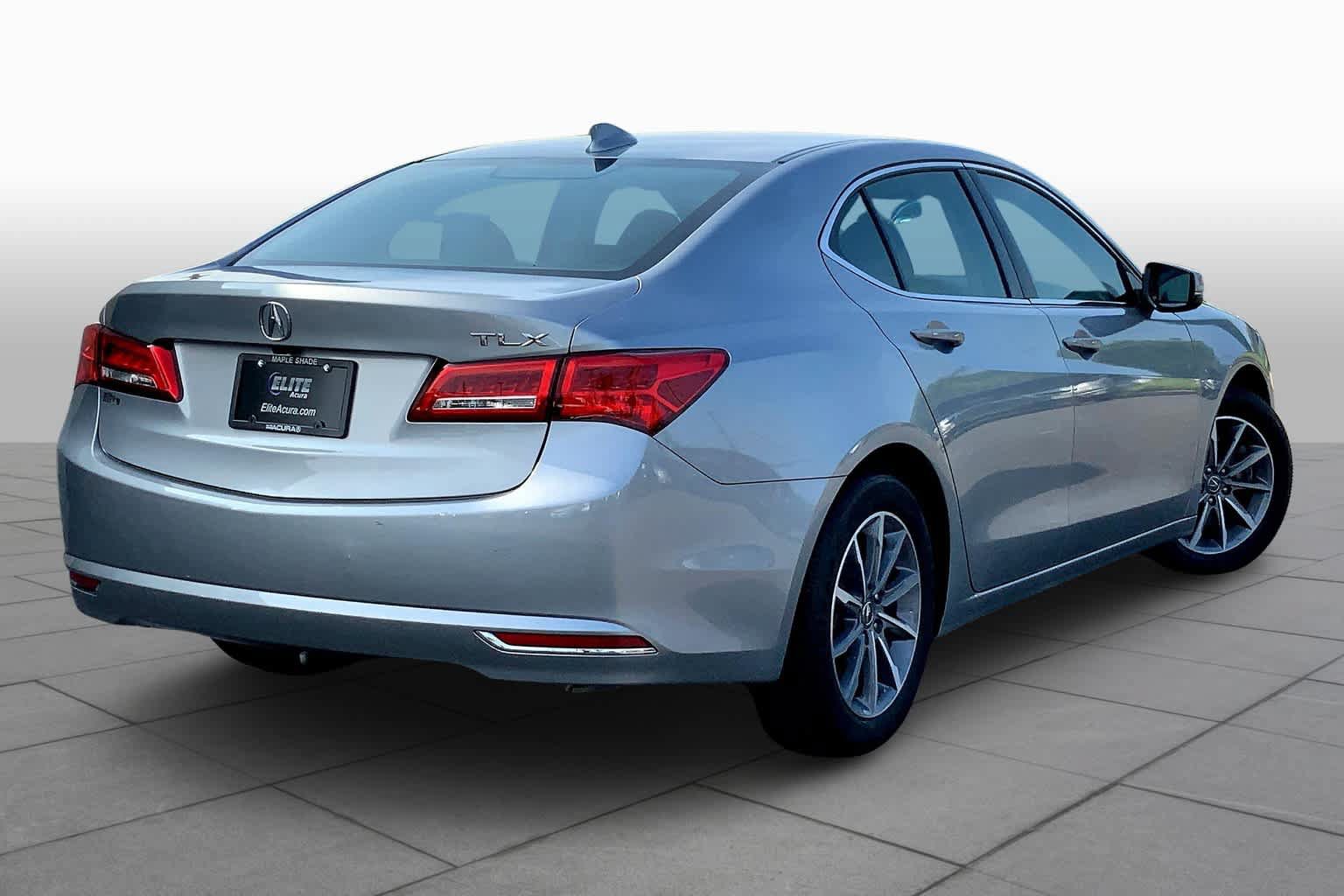 Used 2019 Acura TLX FWD image 13