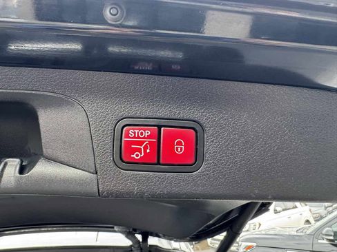 Used 2021 Mercedes-Benz GLS 450 4MATIC image 55