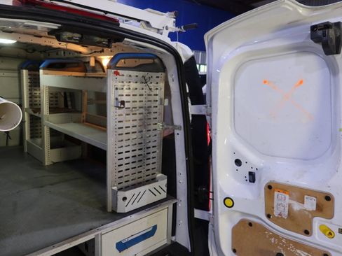 Used 2016 Ford Transit Connect XL FWD image 17