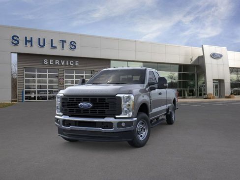 New 2026 Ford F250 XL w/ XL Chrome Package image 2