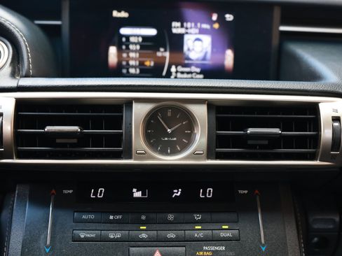 Used 2016 Lexus IS 200t image 37