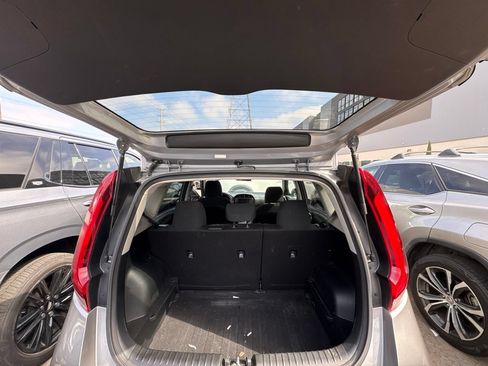 Used 2022 Kia Soul LX FWD image 12