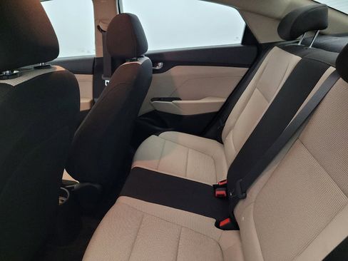 Used 2018 Hyundai Accent SE FWD image 18