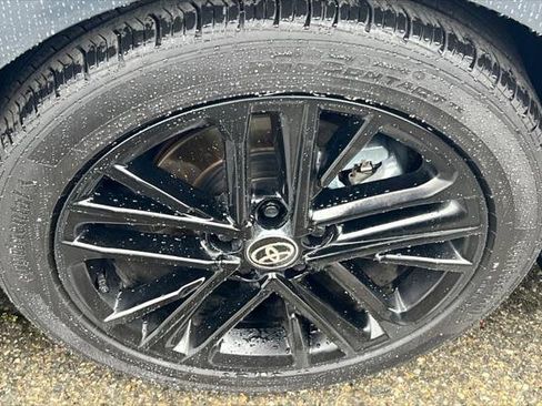 Certified 2025 Toyota Camry SE w/ Convenience Package image 12