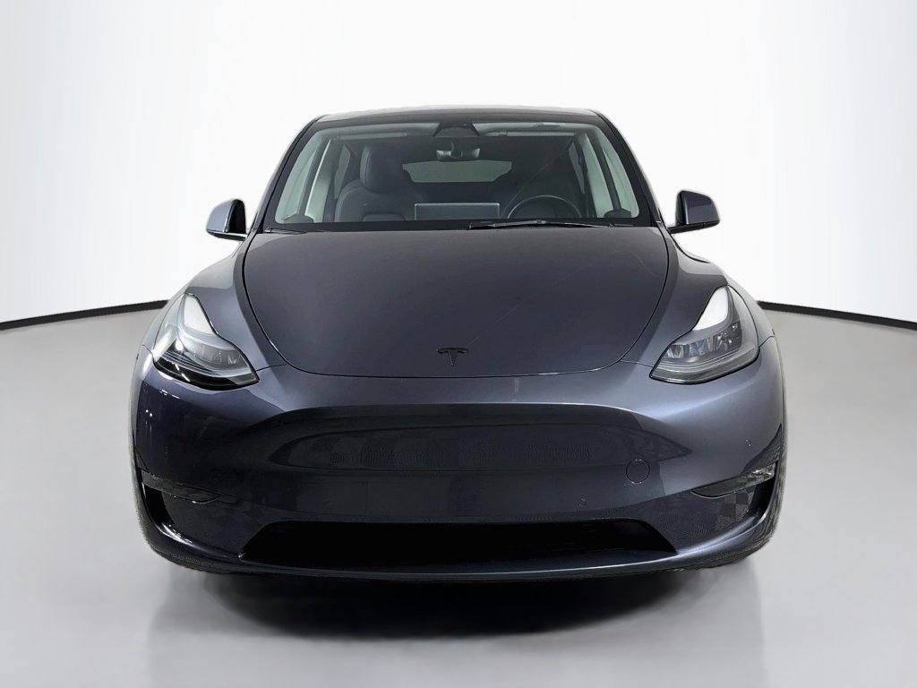 Used 2022 Tesla Model Y Long Range AWD/4WD image 2