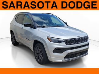 Used 2025 Jeep Compass Limited w/ High Altitude Package AWD/4WD video 1