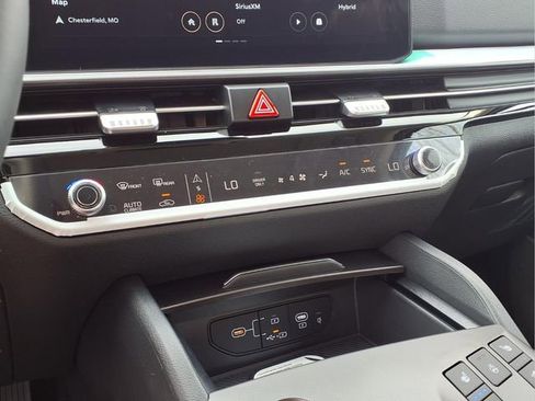 New 2026 Kia Sportage SX Prestige AWD/4WD image 6