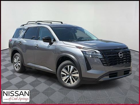 New 2026 Nissan Pathfinder SL FWD image 1