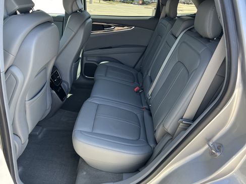 Used 2021 Lincoln Nautilus Reserve w/ Equipment Group 201A image 30