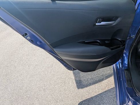 Used 2025 Toyota Corolla XSE FWD image 21