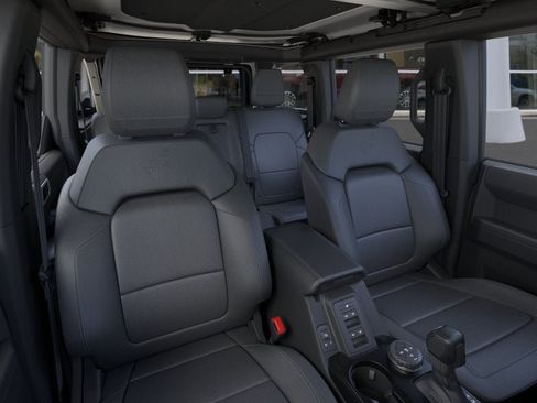 New 2026 Ford Bronco Outer Banks image 10