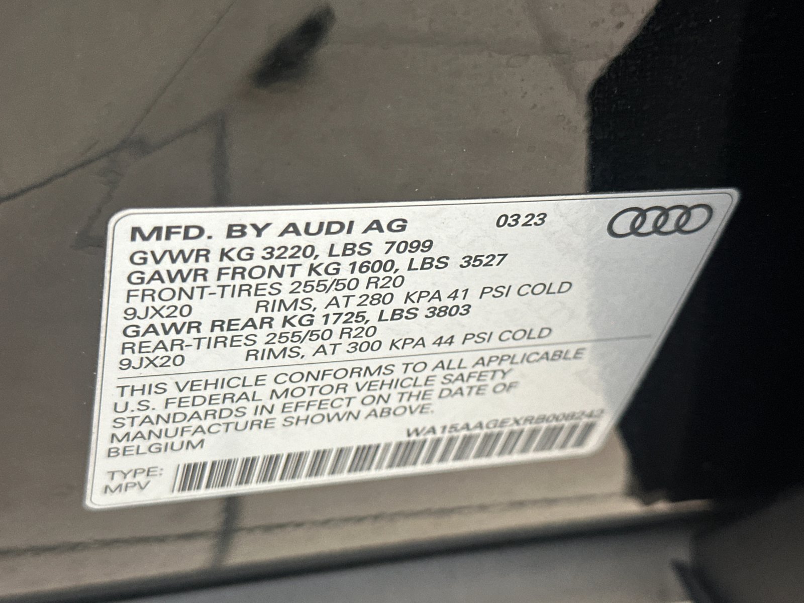Used 2024 Audi Q8 e-tron Premium Plus w/ Premium Plus Package AWD/4WD image 27