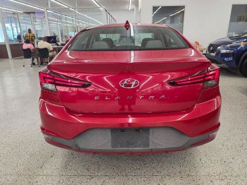 Used 2020 Hyundai Elantra SEL FWD image 6