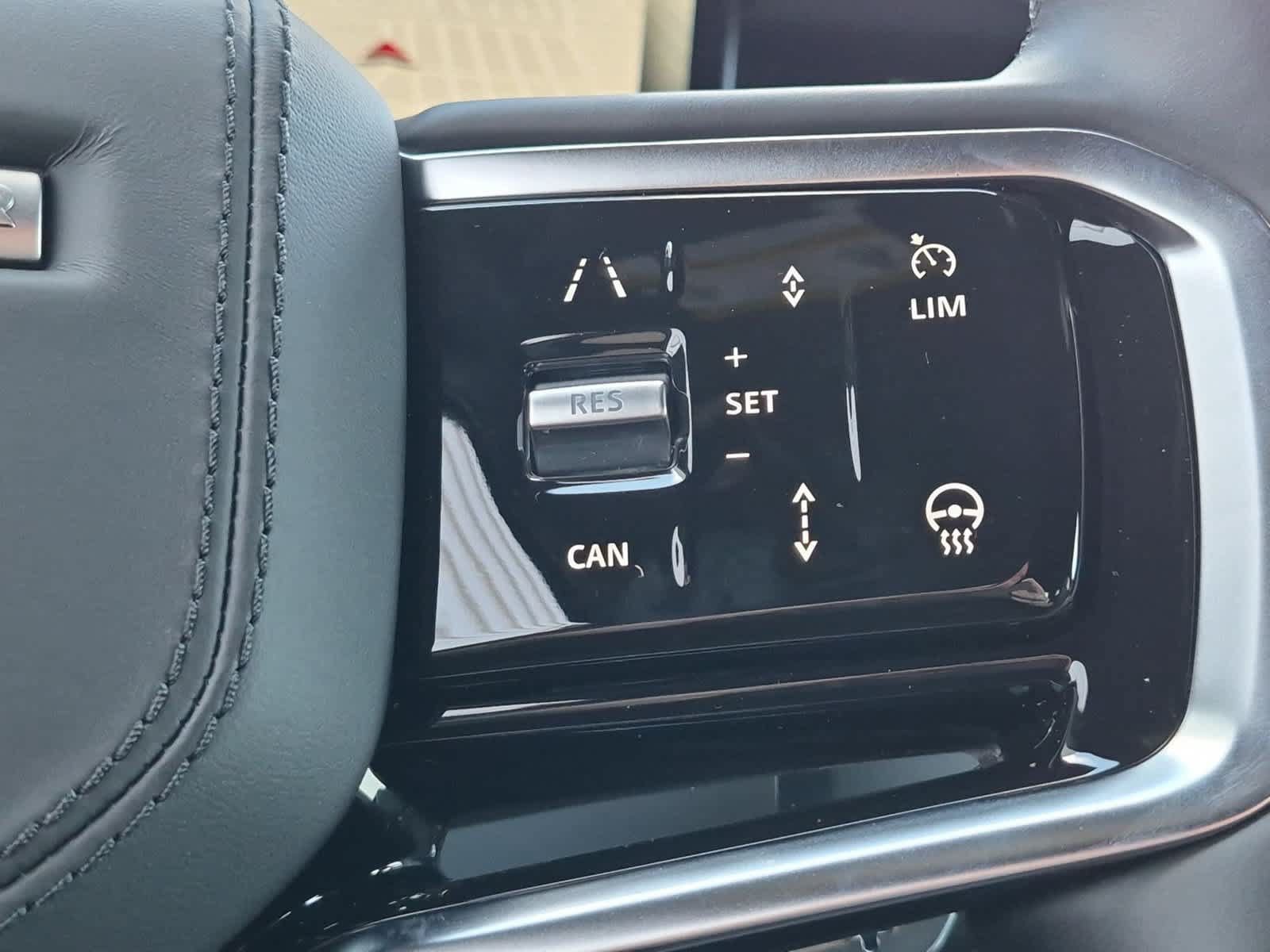 New 2027 Land Rover Range Rover Sport SE AWD/4WD image 26
