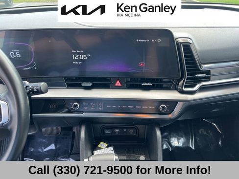 Used 2024 Kia Sportage EX FWD image 36