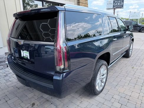 Used 2020 Cadillac Escalade ESV Premium Luxury AWD/4WD image 68