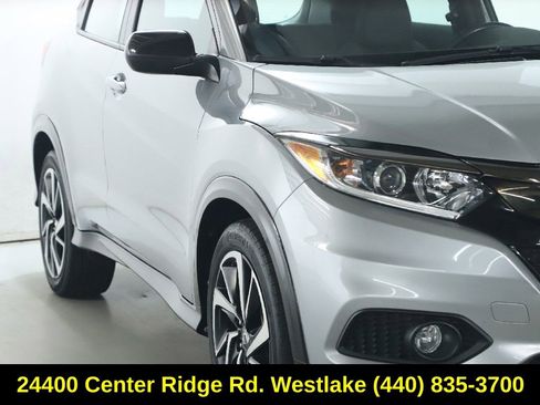 Used 2019 Honda HR-V Sport image 9