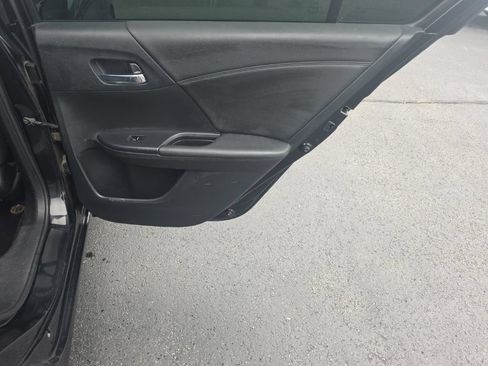 Used 2016 Honda Accord EX image 27