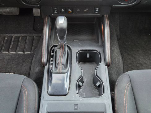 Used 2022 Nissan Frontier Pro-X RWD image 19