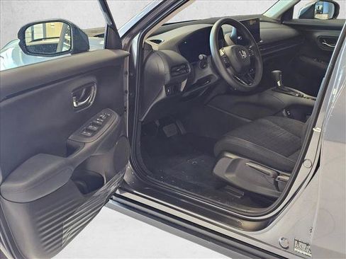 New 2027 Honda HR-V LX image 14