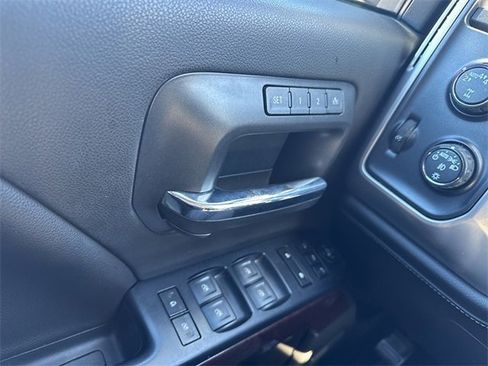 Used 2018 GMC Sierra 1500 SLT w/ SLT Premium Package image 8