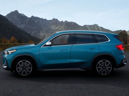 Used 2025 BMW X1 xDrive28i w/ Technology Package image 21