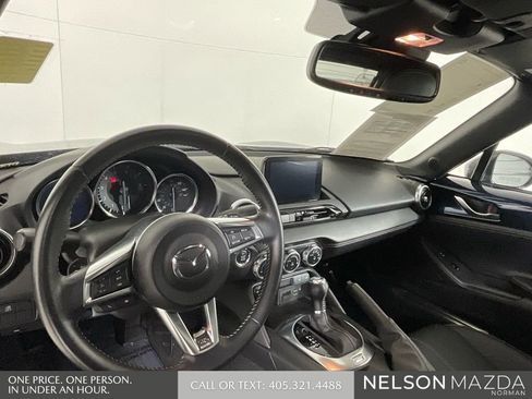 Used 2022 MAZDA MX-5 Miata RF Grand Touring image 24