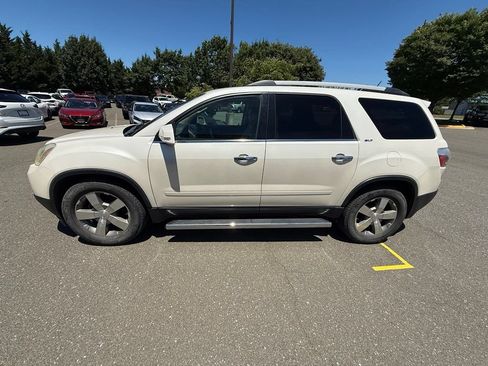Used 2012 GMC Acadia SLT w/ LPO, 'HIT The Road' Package AWD/4WD image 4