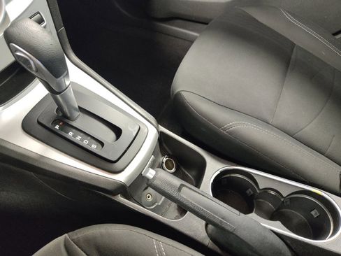 Used 2015 Ford Fiesta SE FWD image 26