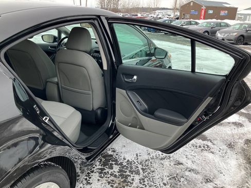 Used 2015 Kia Forte EX image 15